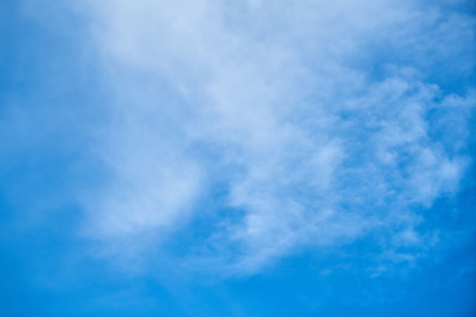 Sony a7R II sample photo. Cloud, blue, white photography