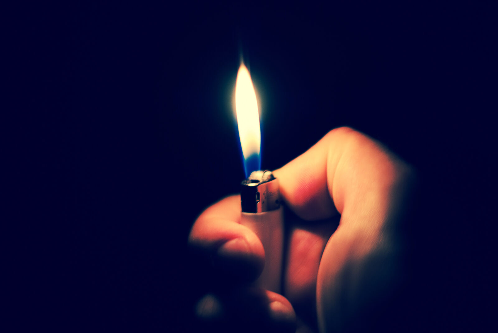Nikon D60 sample photo. Flame, light photography