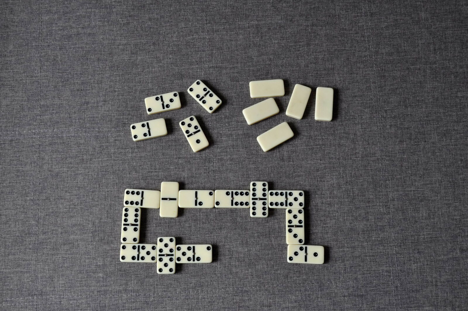 Nikon D5000 sample photo. Play, dominoes photography