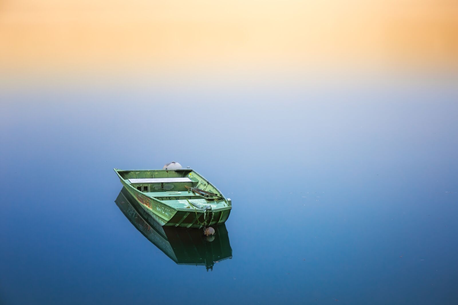Canon EF 24-70mm F4L IS USM sample photo. Boat, silent, water photography