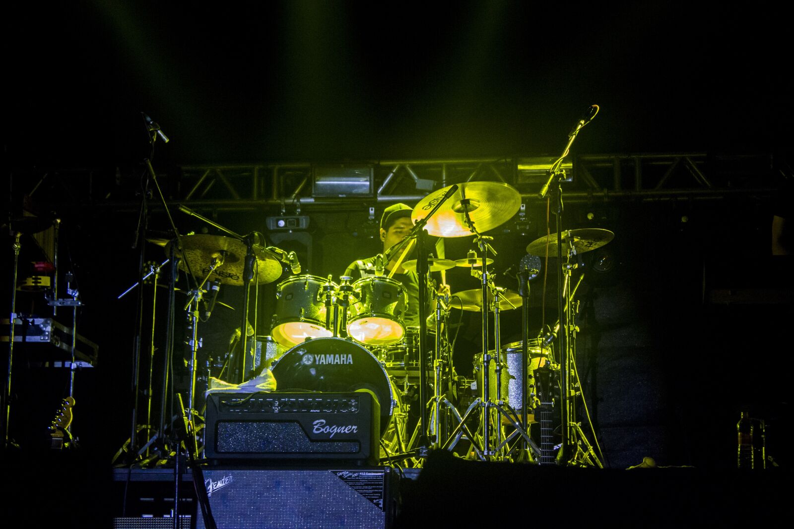 Canon EOS 550D (EOS Rebel T2i / EOS Kiss X4) sample photo. Drummer, music, battery photography