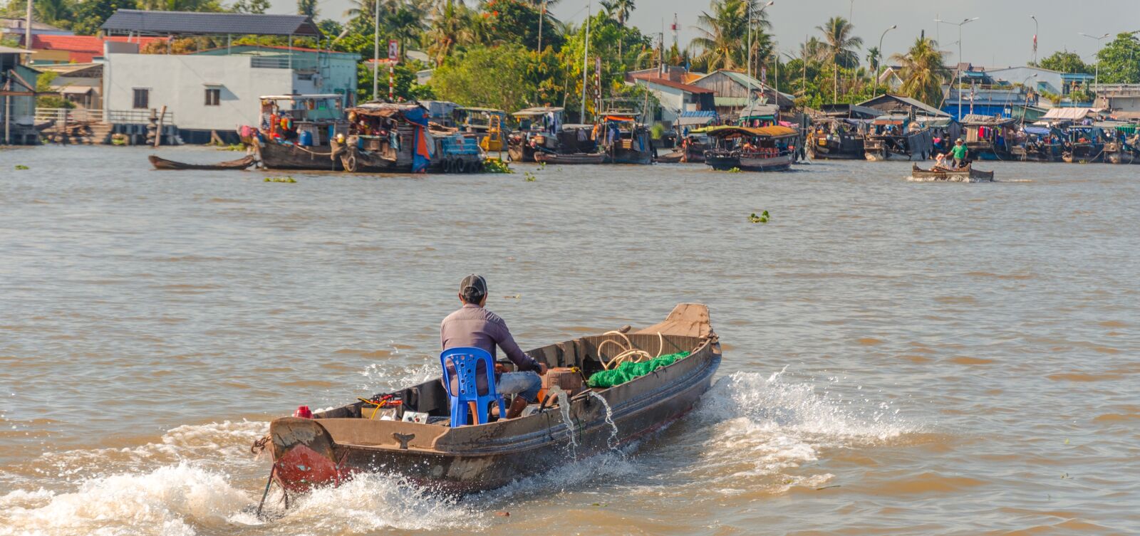 Nikon D7000 sample photo. Wave, vietnam, floating market photography