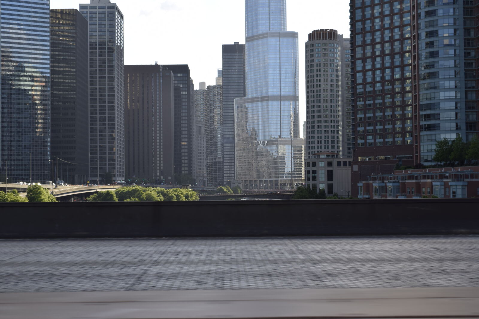 Nikon D3300 sample photo. Downtown, chicago, trump, tower photography