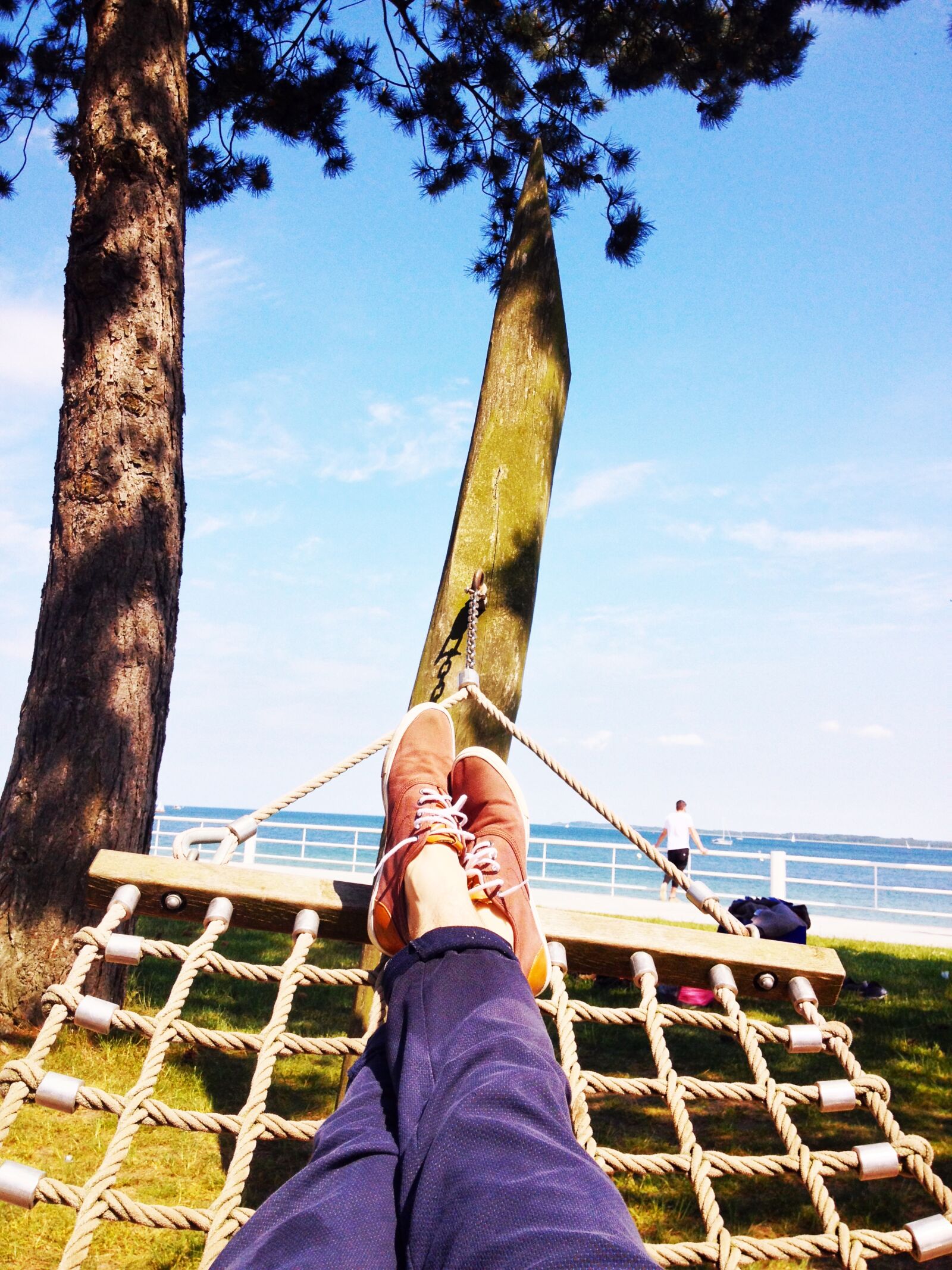 iPhone 4S back camera 4.28mm f/2.4 sample photo. Hammock, summer, jackandjones, balticsea photography