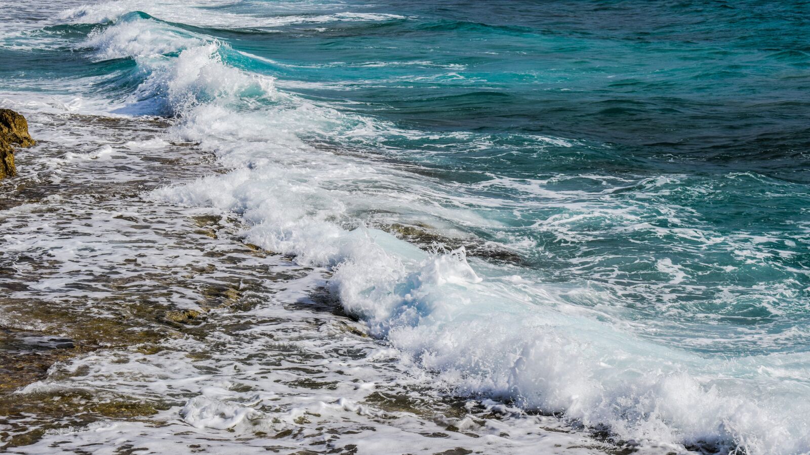 Nikon D3300 sample photo. Wave, coast, sea photography