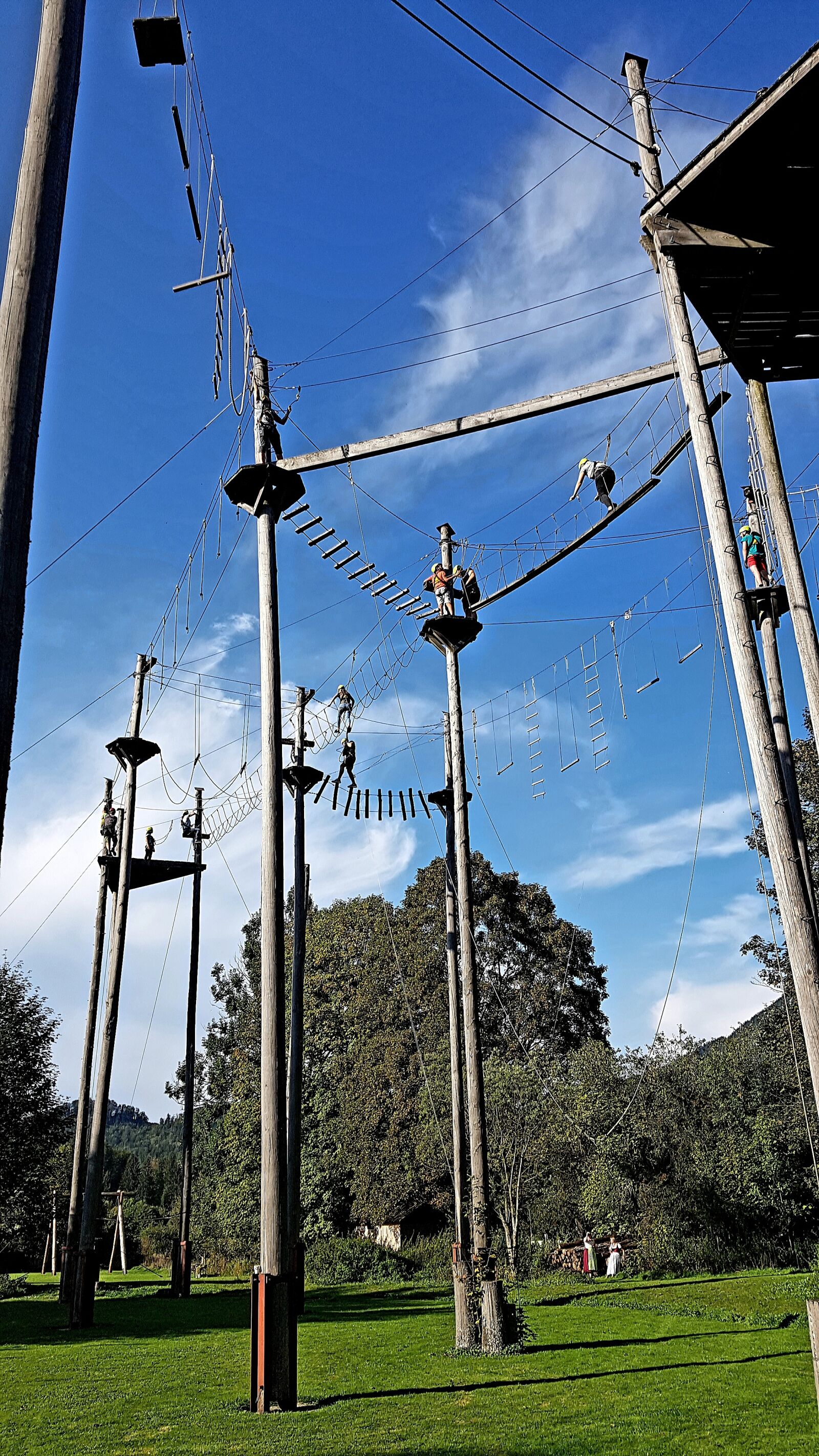 Samsung Galaxy S7 Edge sample photo. High ropes course, actors photography