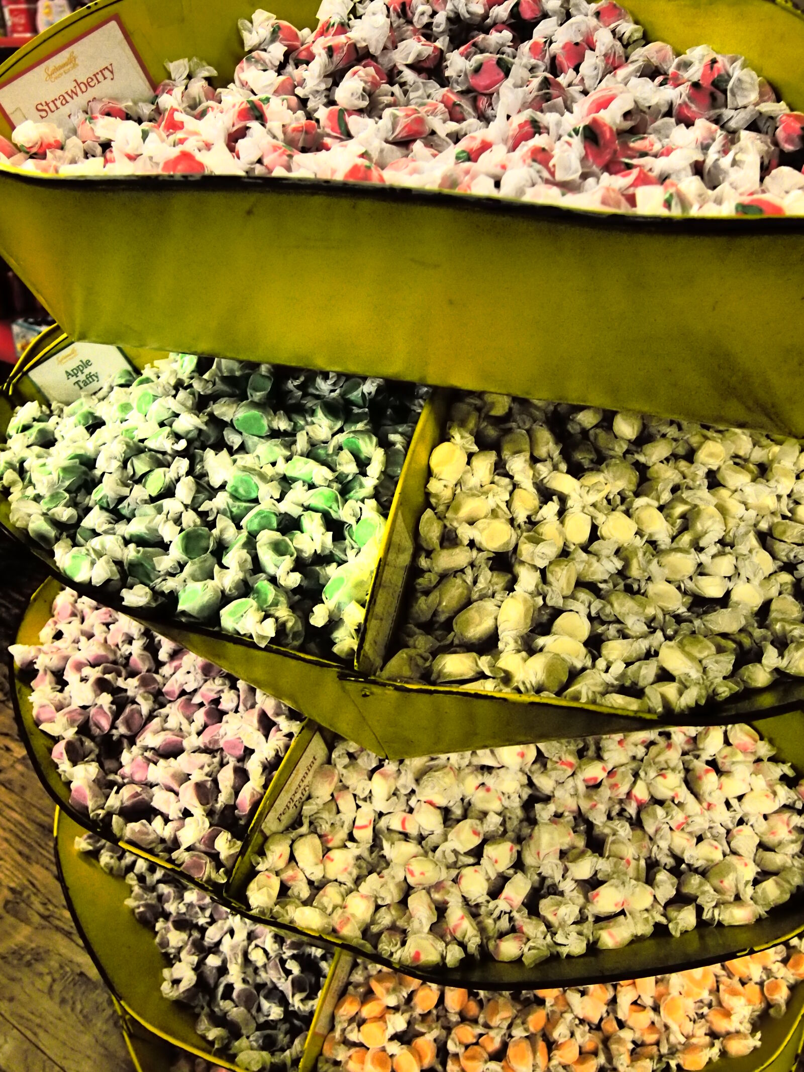 Olympus PEN E-PM1 sample photo. Candy, salt, water, taffy photography