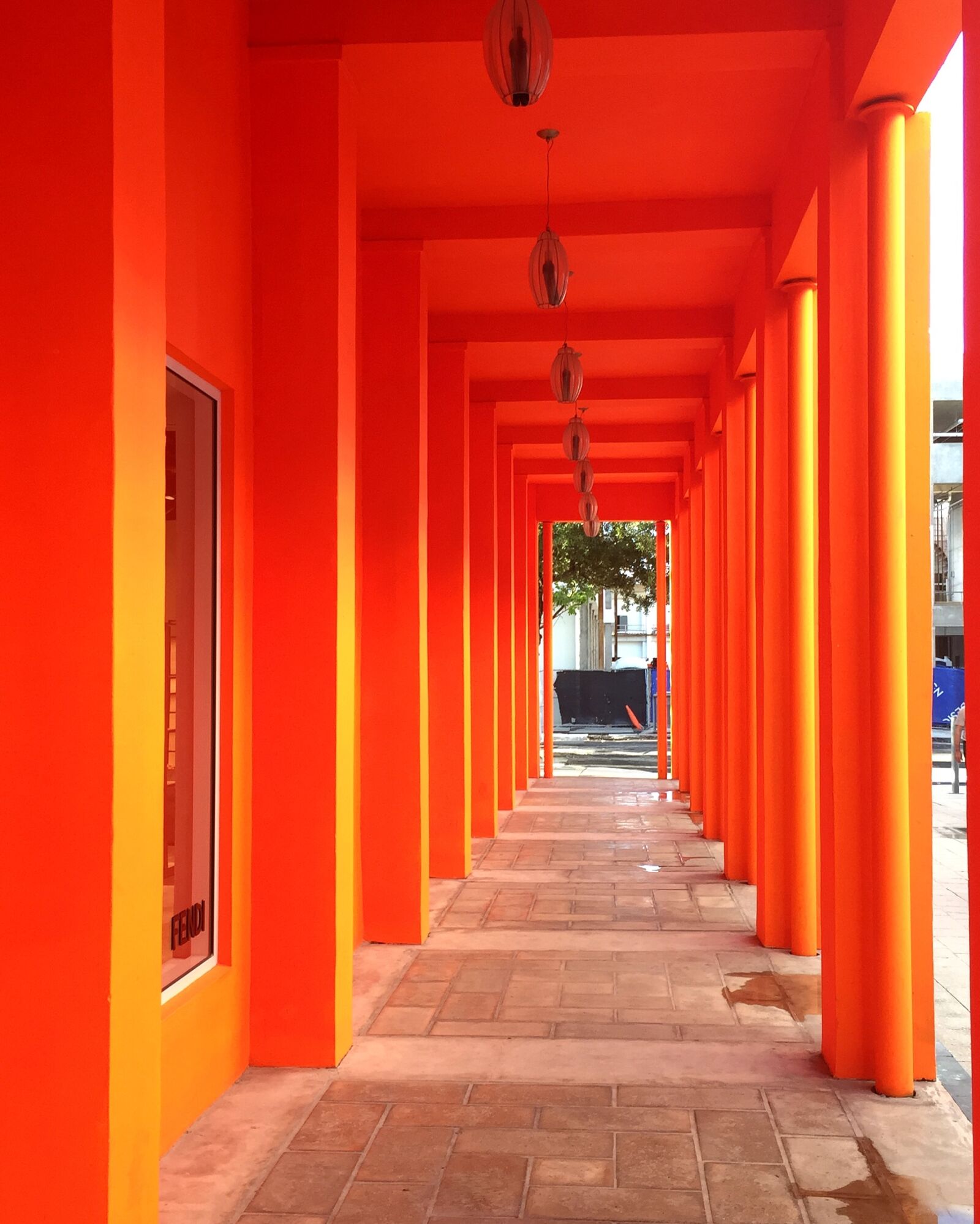 iPhone 6 Plus back camera 4.15mm f/2.2 sample photo. Miami, design, art photography