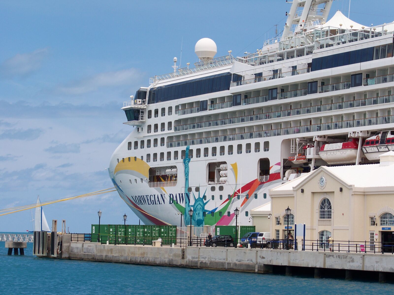 Kodak EASYSHARE Z1012 IS DIGITAL CAMERA sample photo. Cruise photography