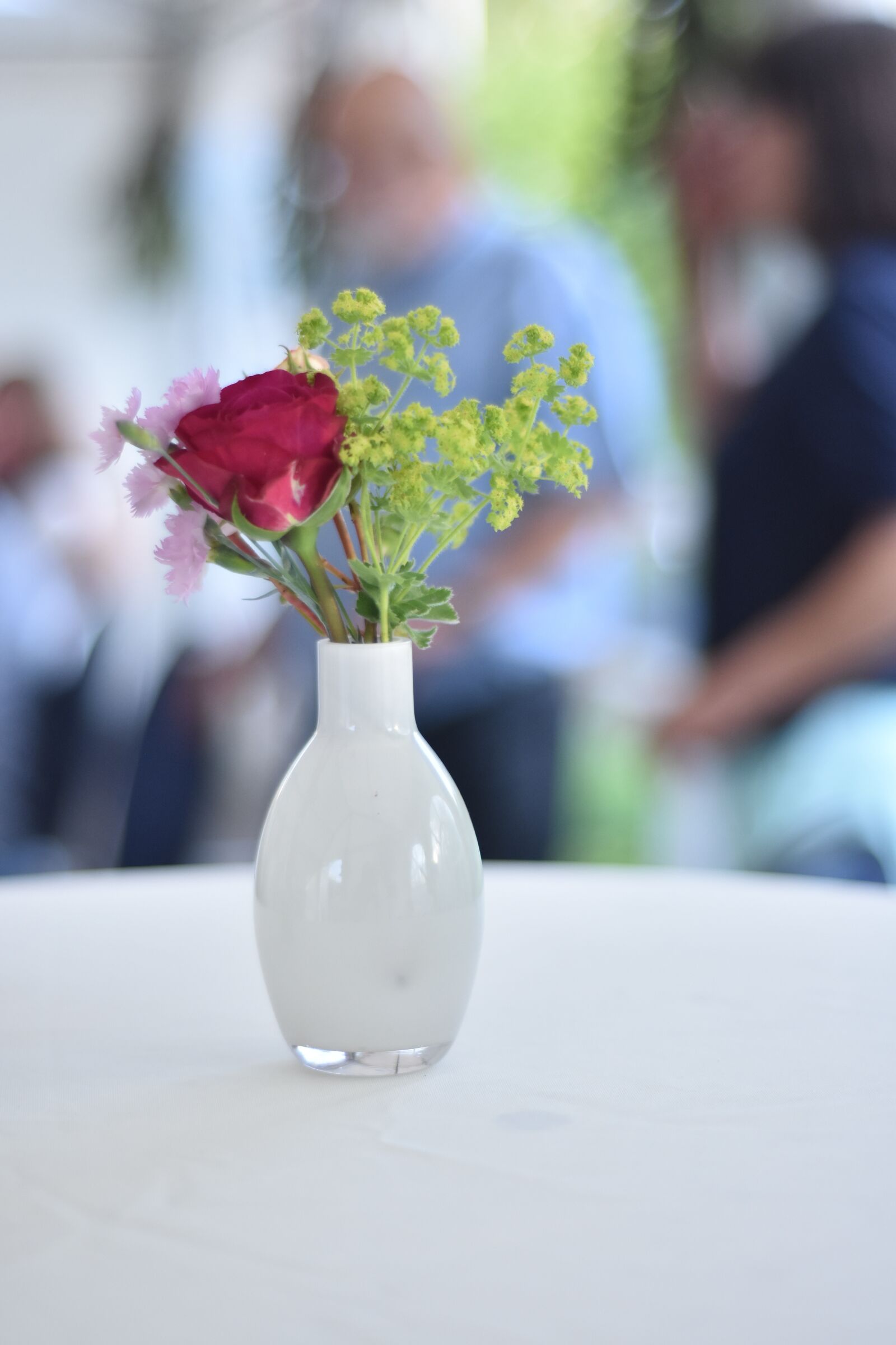 Nikon D7200 sample photo. Flower vase, celebration, deco photography