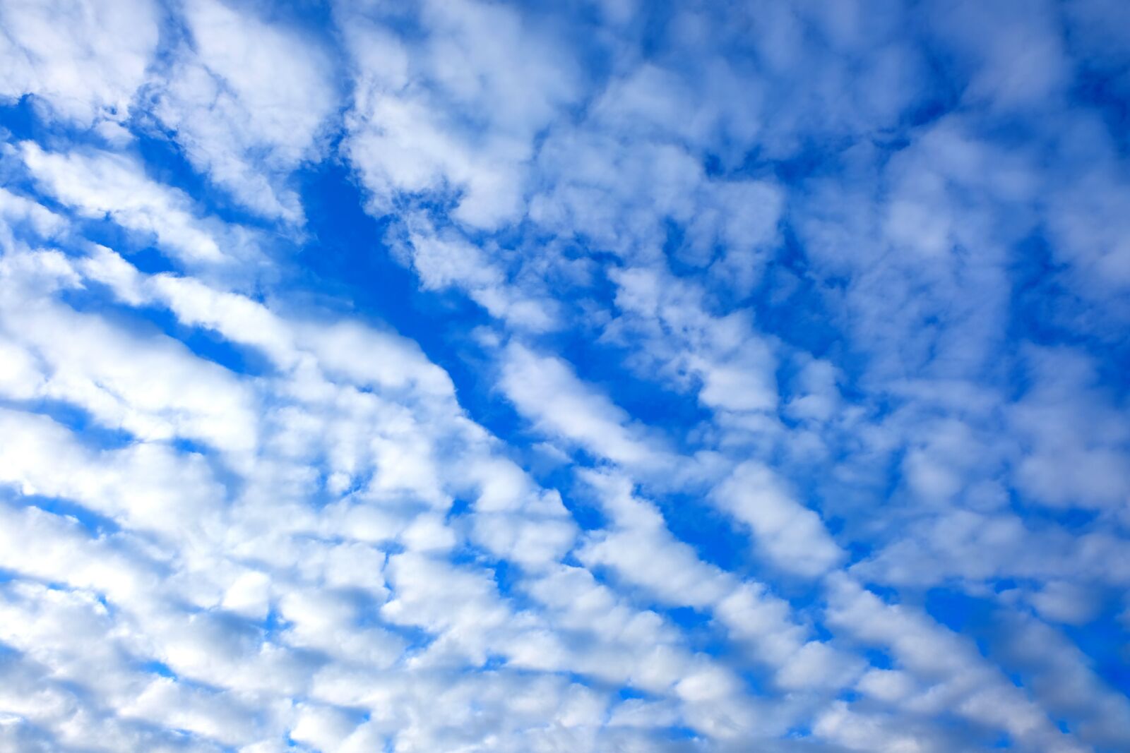 Fujifilm X-T20 sample photo. Clouds, cloud formation, sky photography