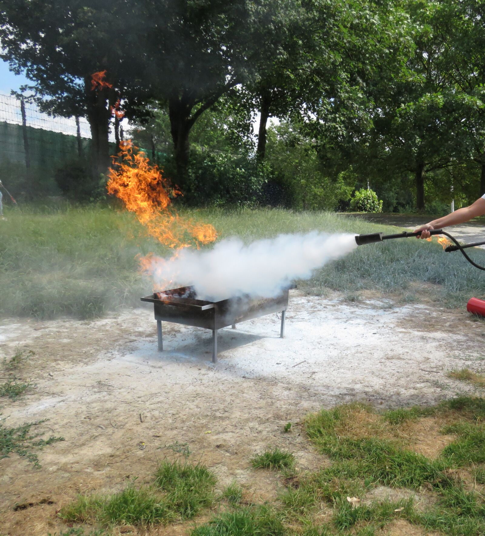 Canon PowerShot SX60 HS sample photo. Fire, delete exercise, fire photography