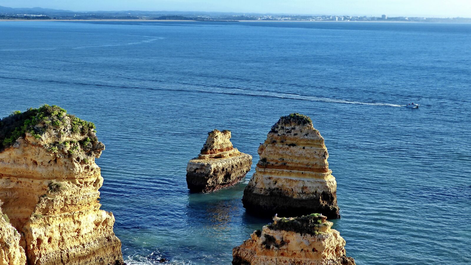 Panasonic Lumix DMC-ZS50 (Lumix DMC-TZ70) sample photo. Portugal, algarve, sea photography