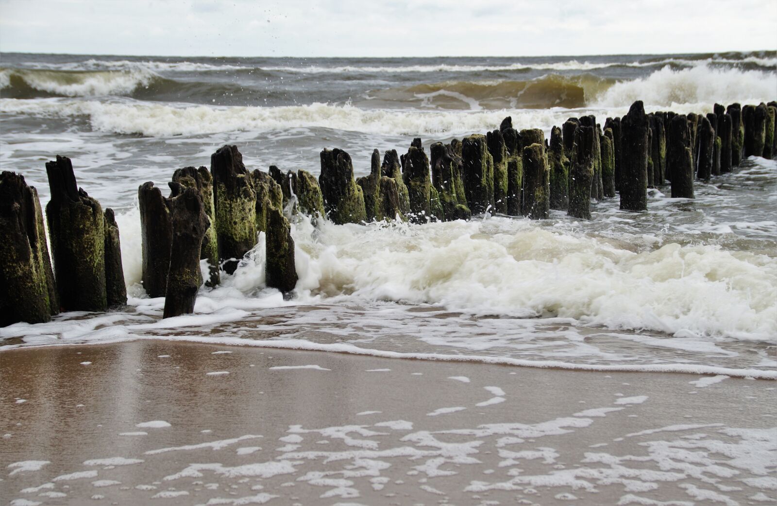Sony SLT-A58 sample photo. Sea, waves, breakwater photography