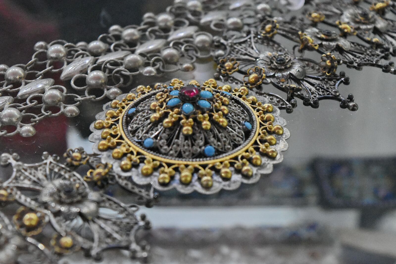 Nikon D5500 sample photo. Necklace, jewelry, decoration, beads photography