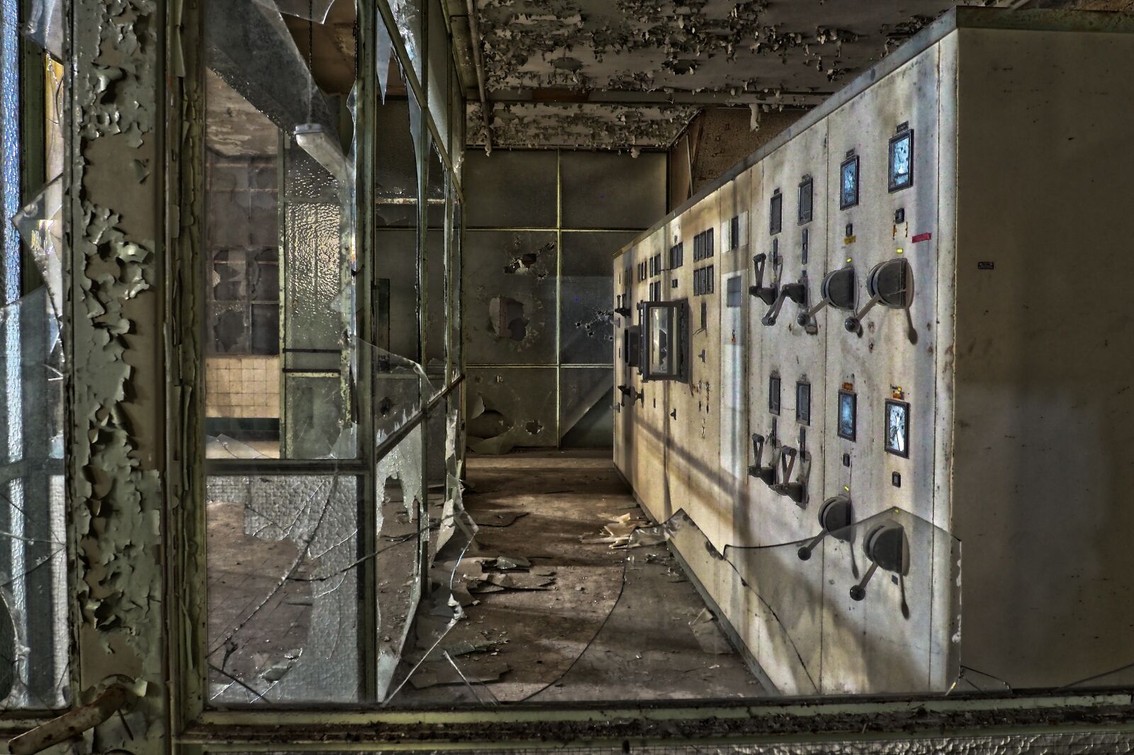 Olympus OM-D E-M10 sample photo. Lost places, factory, pforphoto photography