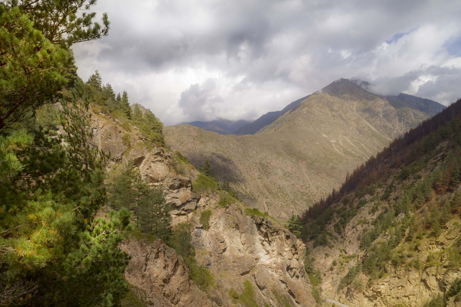 Canon EOS 650D (EOS Rebel T4i / EOS Kiss X6i) sample photo. Mountains, nature, the caucasus photography