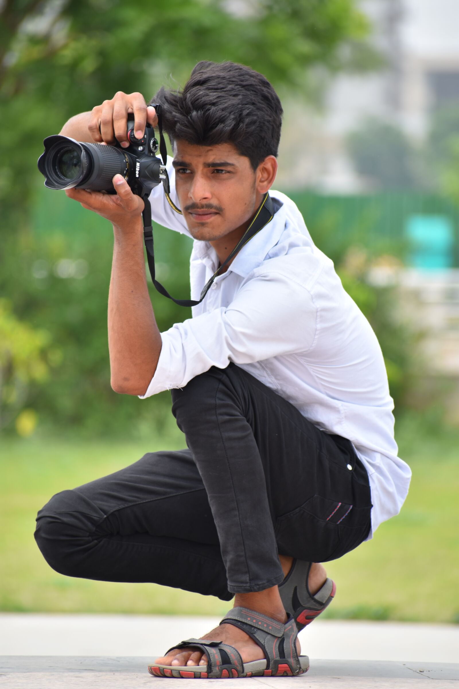 Nikon D3400 sample photo. Outdoors, man, adult photography