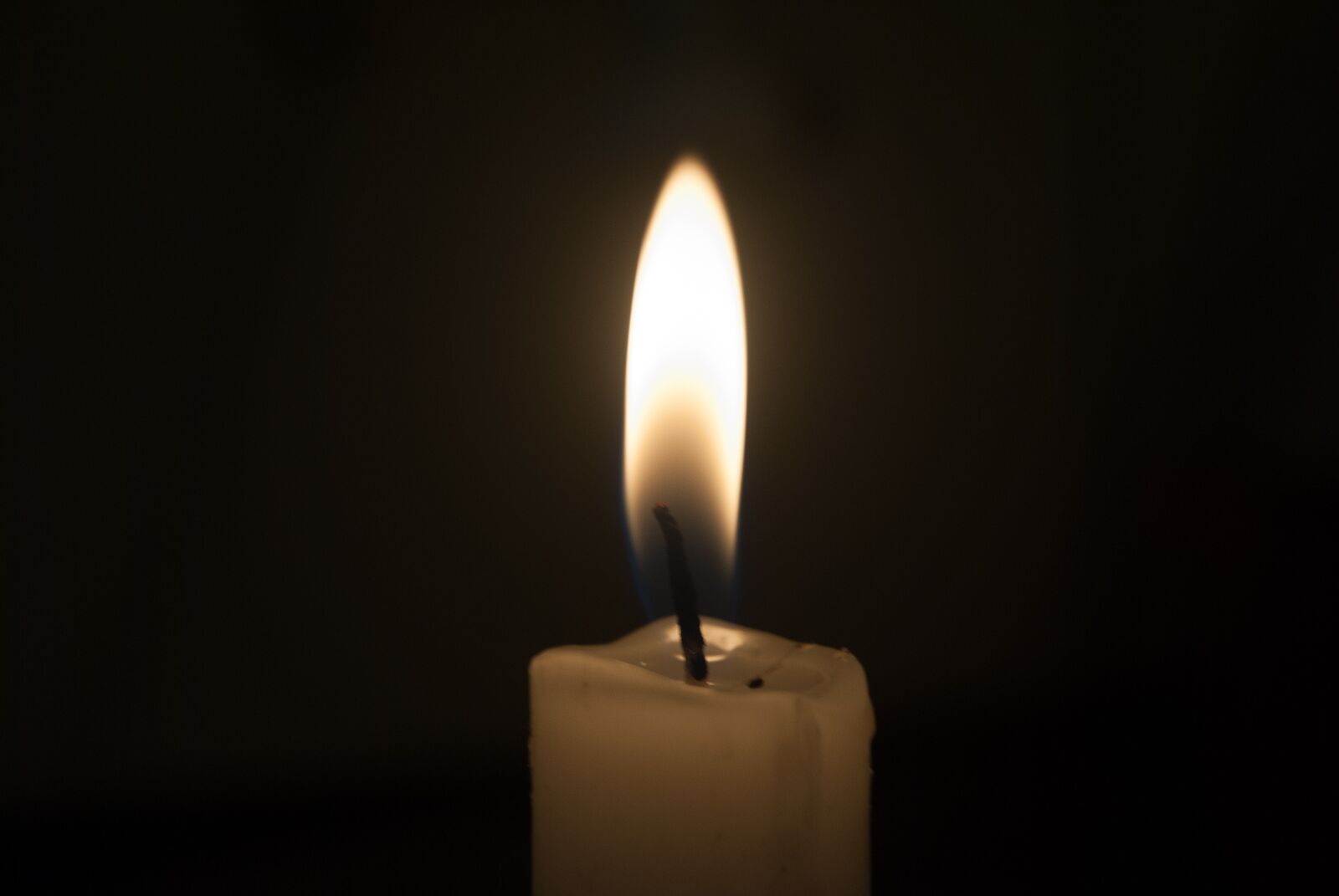 Nikon D3000 sample photo. Light, old, fire photography