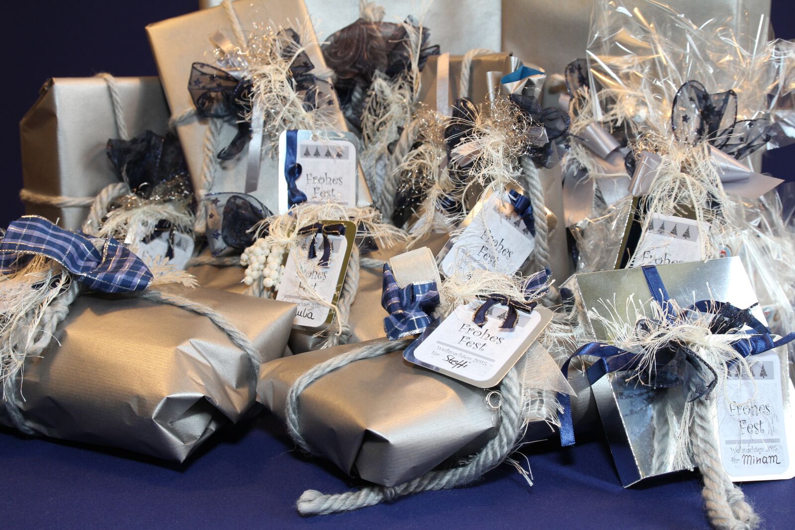 Canon EOS 650D (EOS Rebel T4i / EOS Kiss X6i) sample photo. Christmas, gift, decoration photography