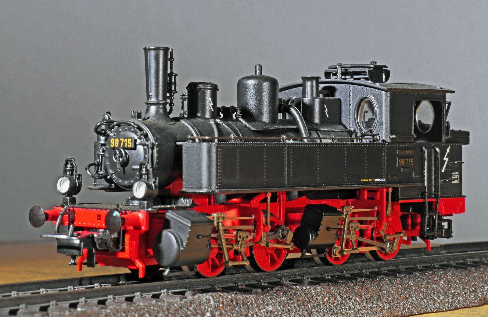 Panasonic Lumix DMC-GH3 sample photo. Steam locomotive, model, scale photography