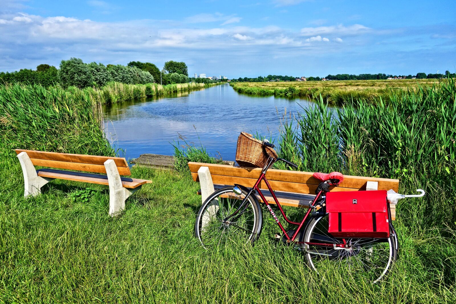 Sony Cyber-shot DSC-RX100 sample photo. Bicycle, bench, waterway photography