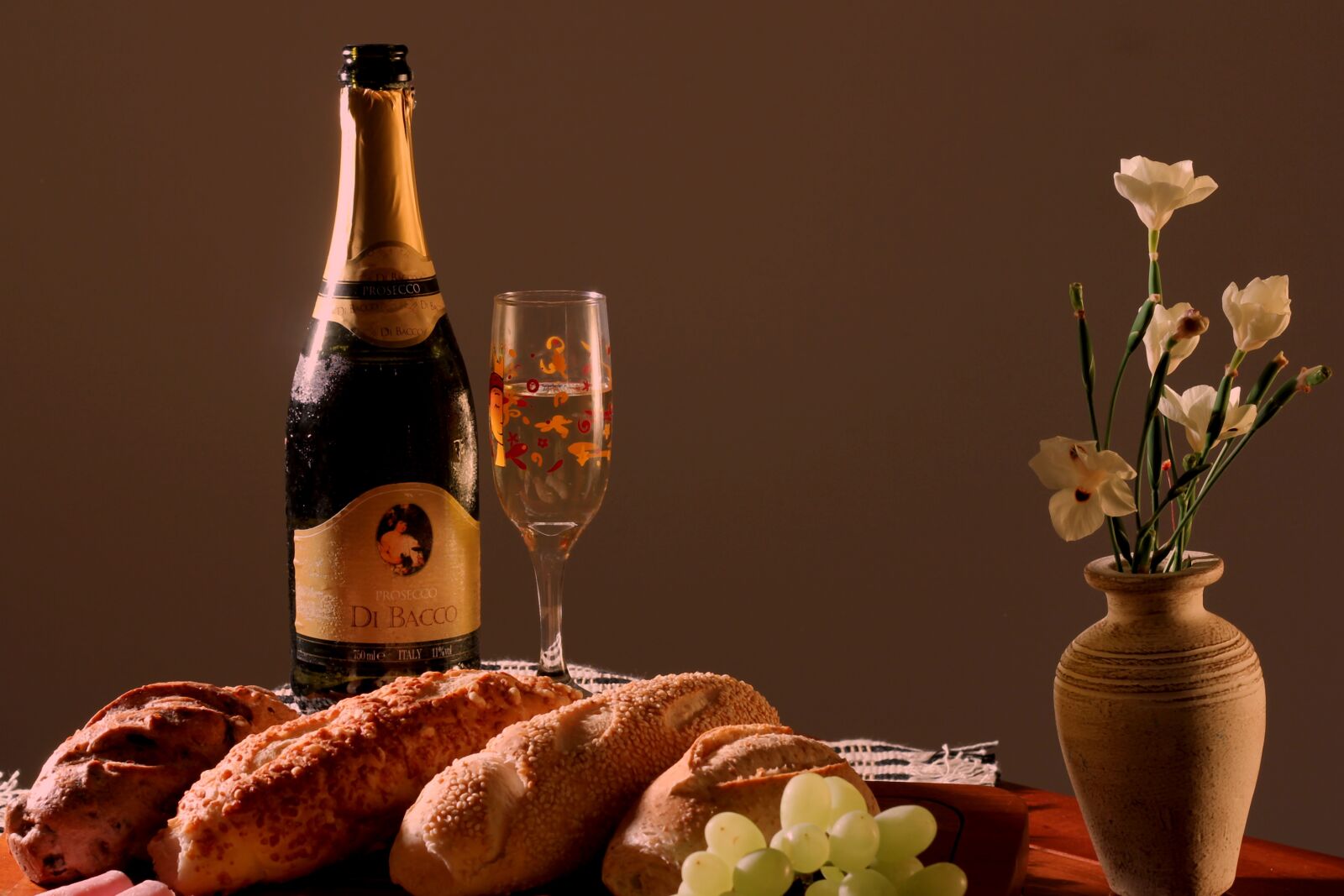 Canon EOS 550D (EOS Rebel T2i / EOS Kiss X4) sample photo. Food, wine, uva photography