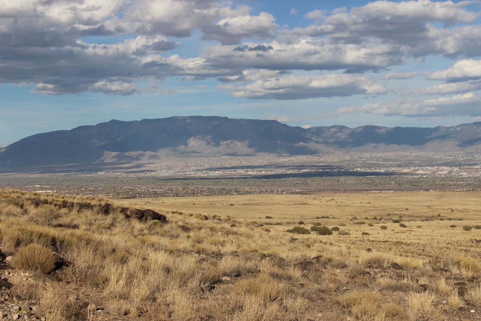 Canon EOS 600D (Rebel EOS T3i / EOS Kiss X5) sample photo. Sun, clouds, desert photography