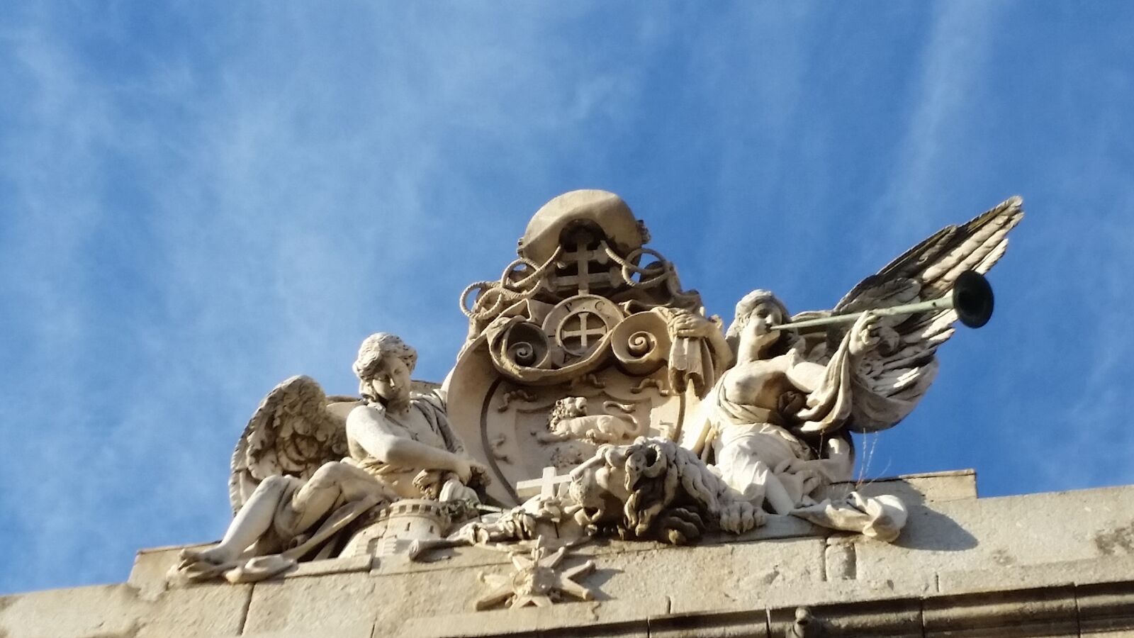 Samsung Galaxy S5 sample photo. Angels, sky, blue photography
