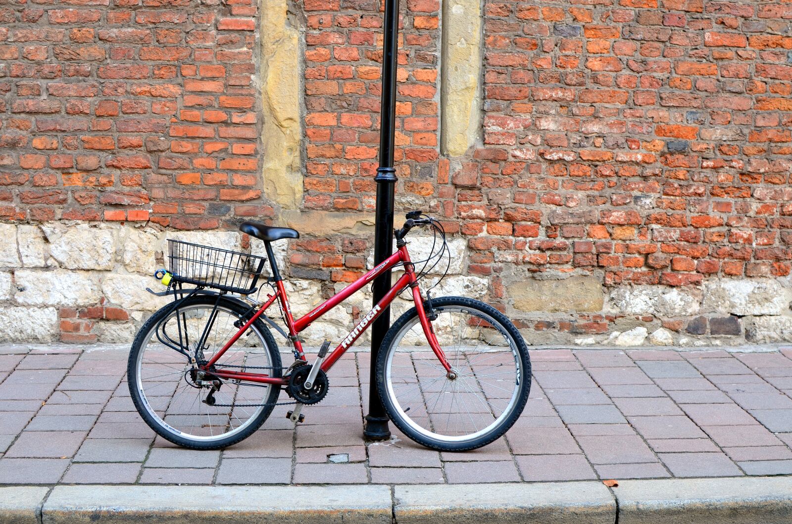 Nikon D7000 sample photo. Bike, lake dusia, clasp photography