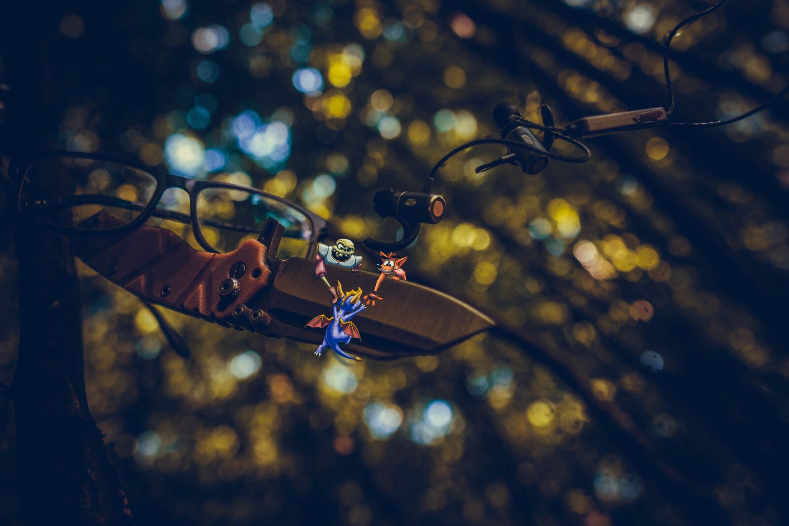 Sony a6400 + Sigma 16mm F1.4 DC DN | C sample photo. Nature, fire, knife photography