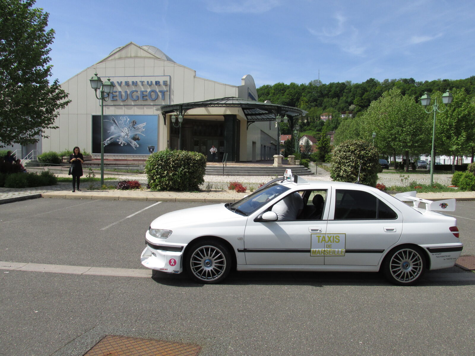 Canon PowerShot SX170 IS sample photo. Taxi, marseille, peugeot, 406 photography