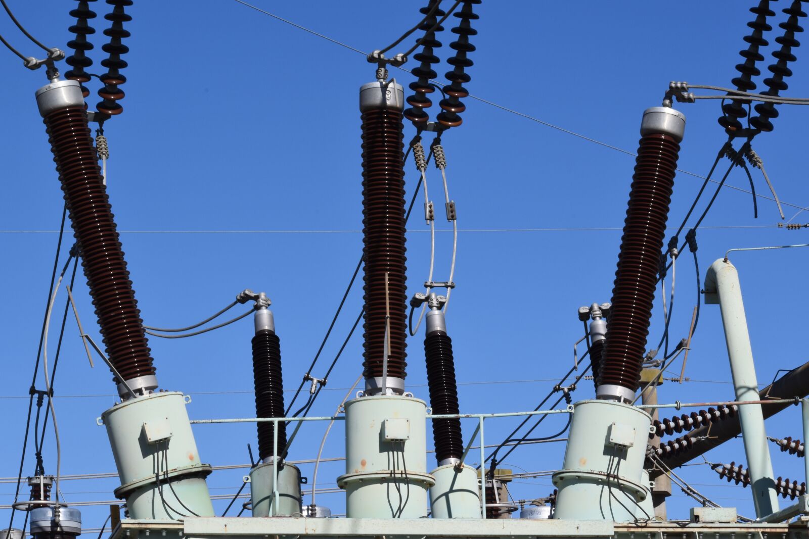 Nikon D5500 sample photo. Transformer, insulators, electrical energy photography