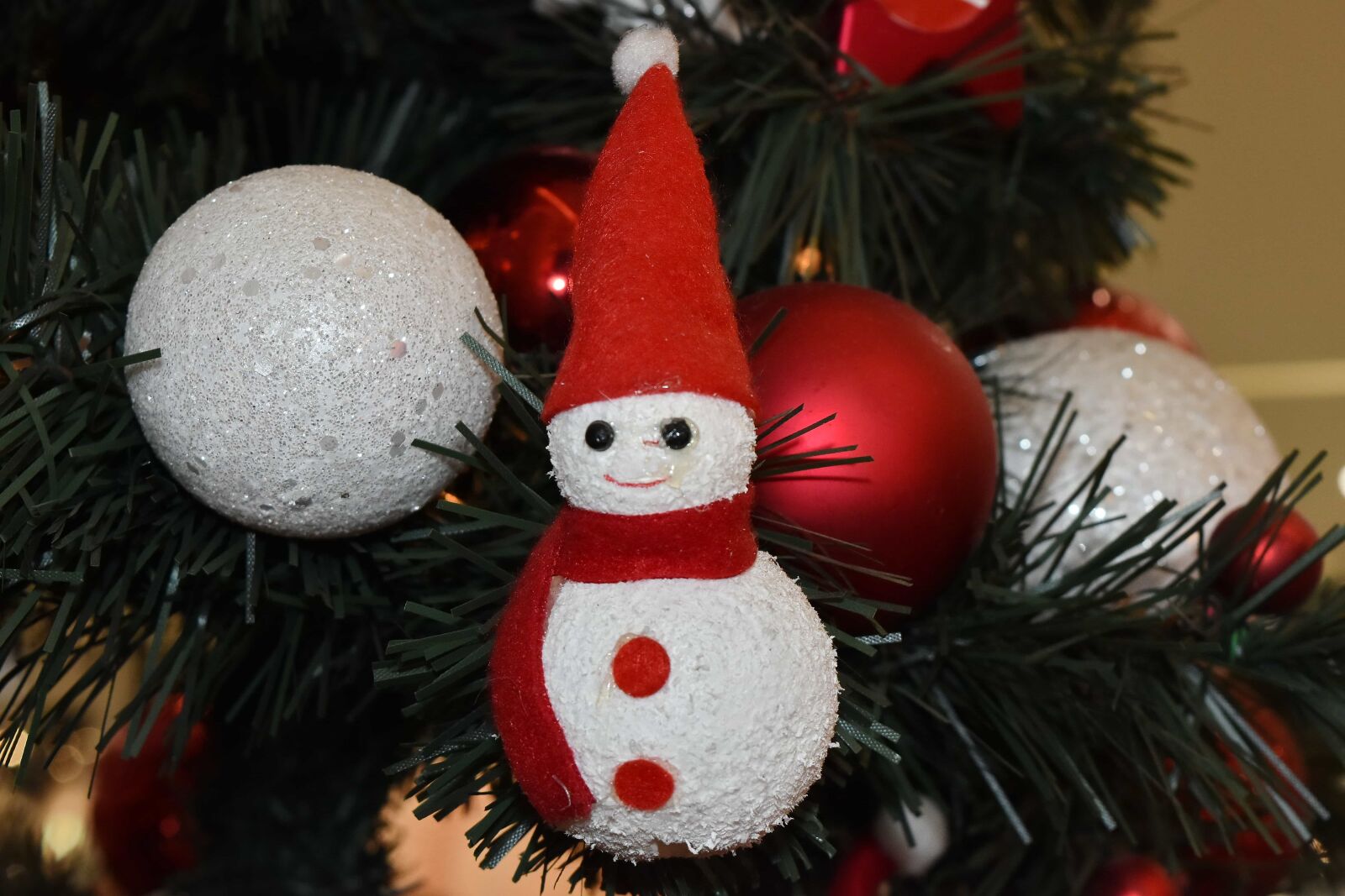Nikon D5500 sample photo. Christmas tree, holiday, interior photography