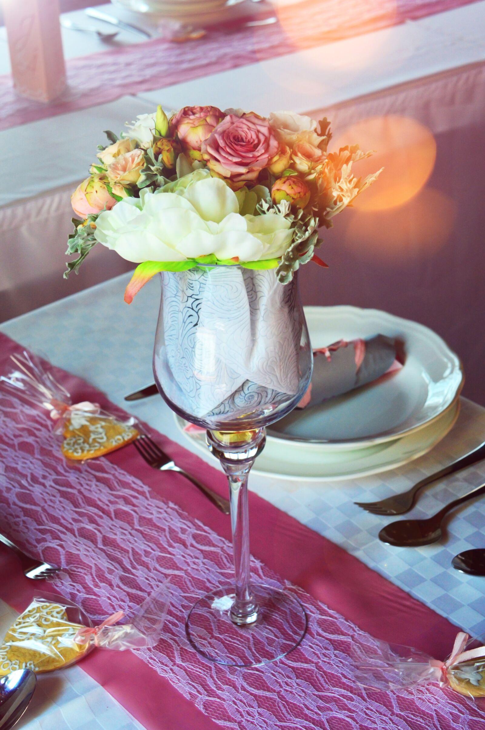 Nikon D3200 sample photo. Wedding, centerpieces, floral photography