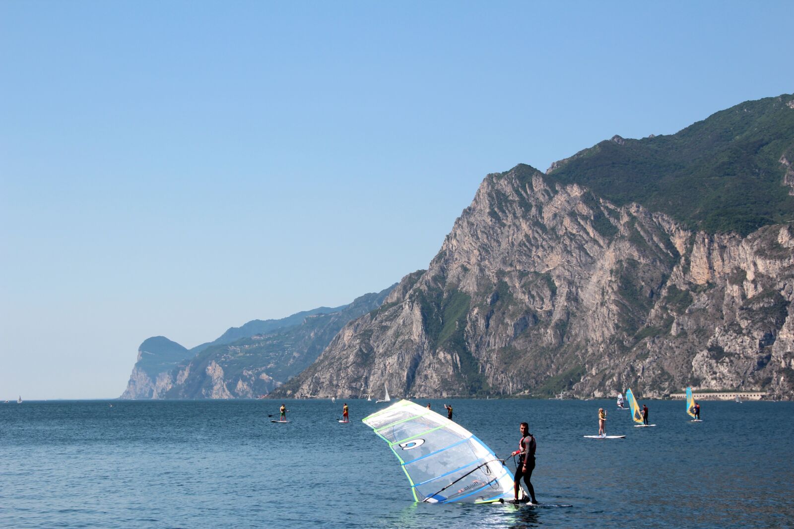 Canon EOS 600D (Rebel EOS T3i / EOS Kiss X5) sample photo. Garda, italy, lake photography