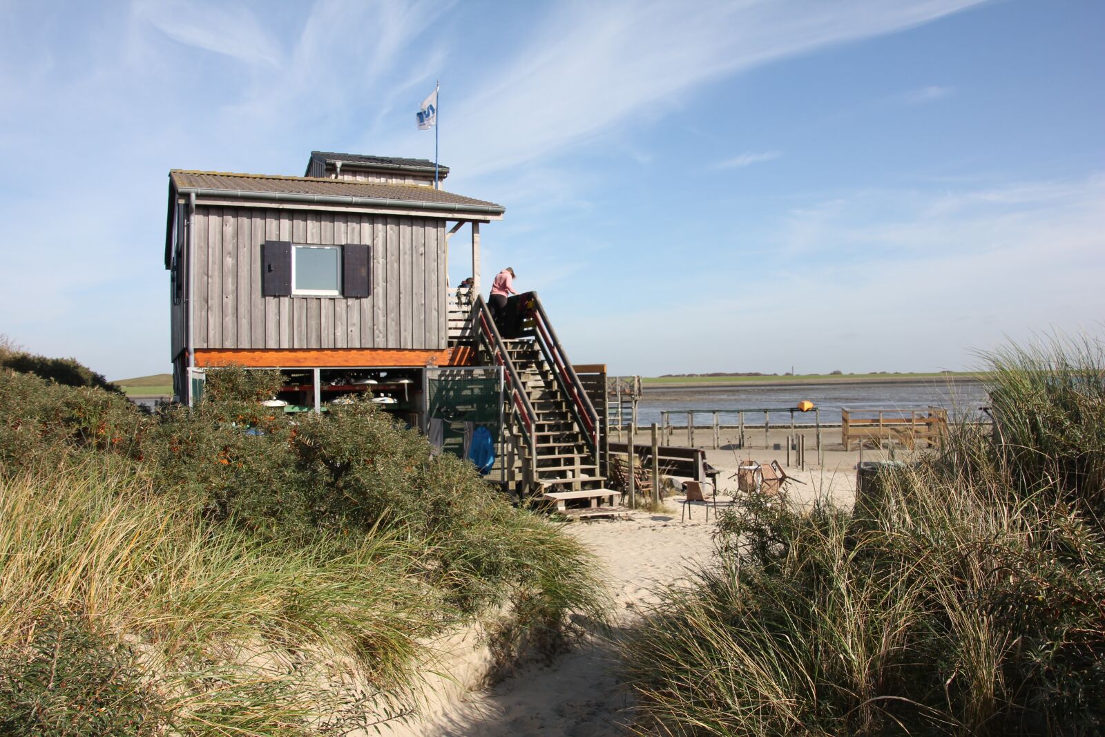 Canon EOS 550D (EOS Rebel T2i / EOS Kiss X4) sample photo. Beach, coast, house photography