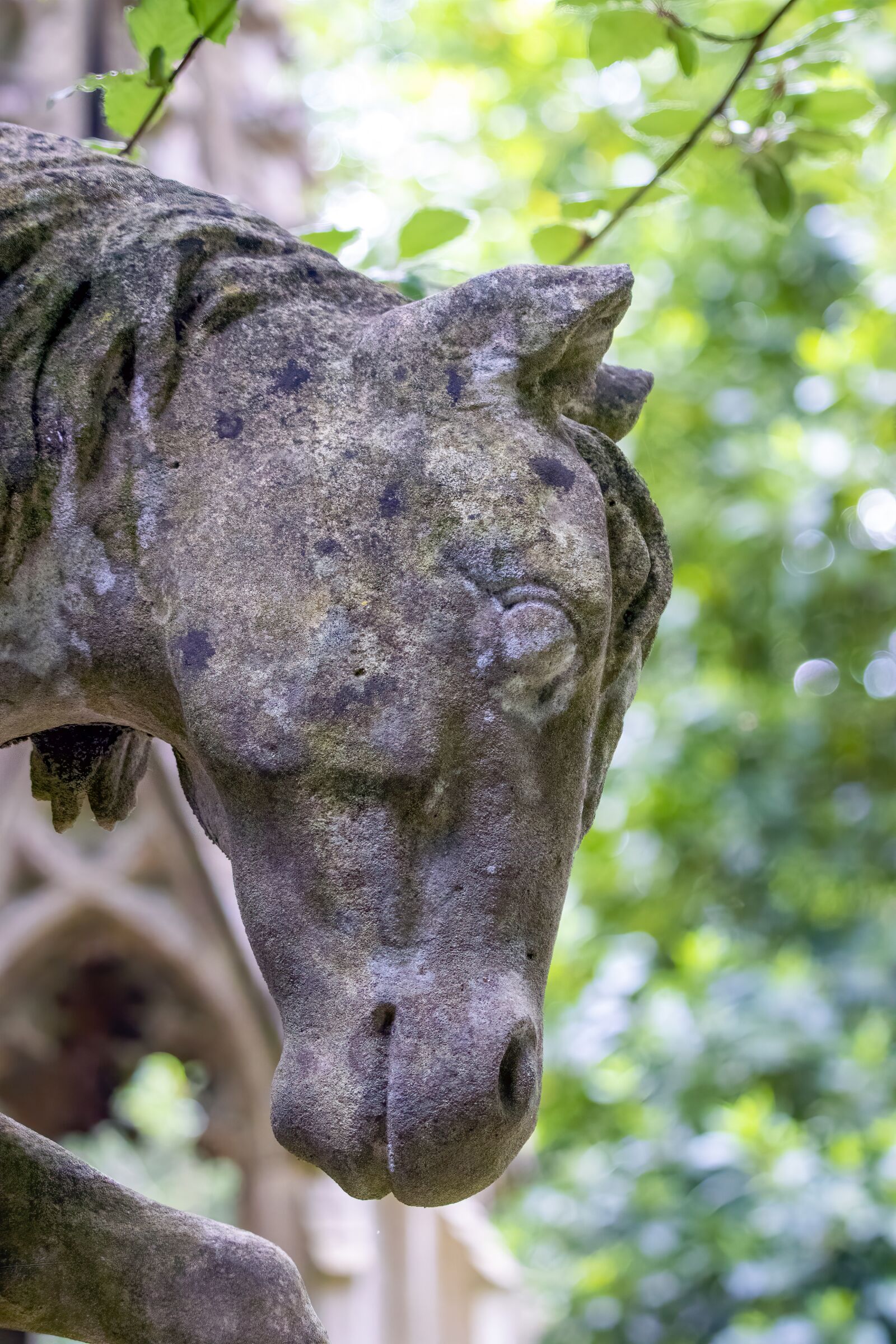 Sigma 100-400mm F5-6.3 DG OS HSM sample photo. Statue, horse, sculpture photography