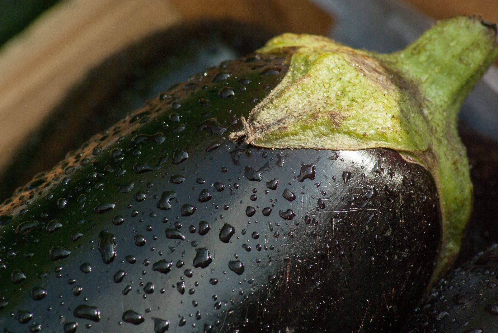 Tamron AF 70-300mm F4-5.6 Di LD Macro sample photo. Vegetable, eggplant, market photography