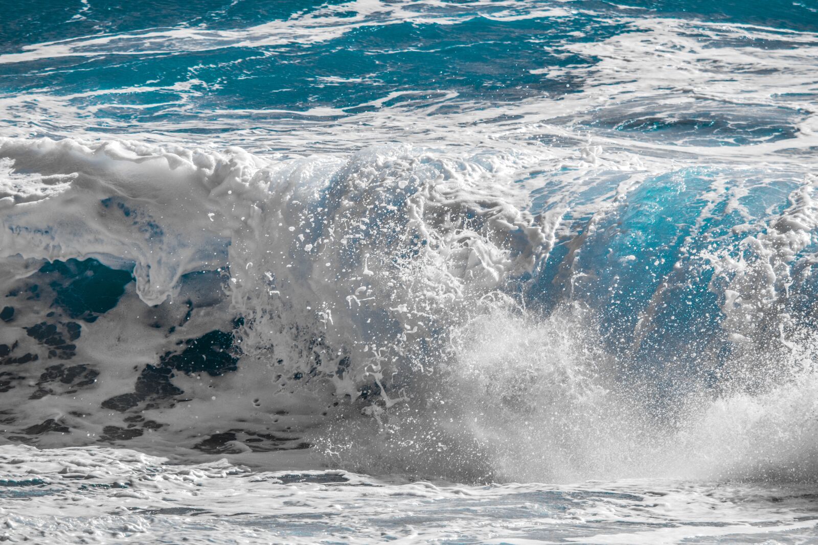 Nikon D3300 sample photo. Wave, splash, surf photography