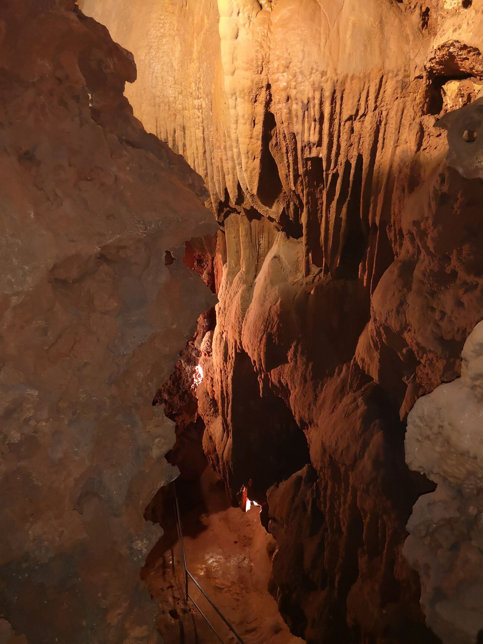 HUAWEI P20 sample photo. Cave, cold, cool photography