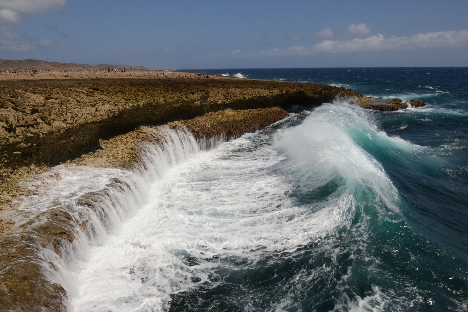 Nikon D3100 sample photo. Golf, coast, water photography