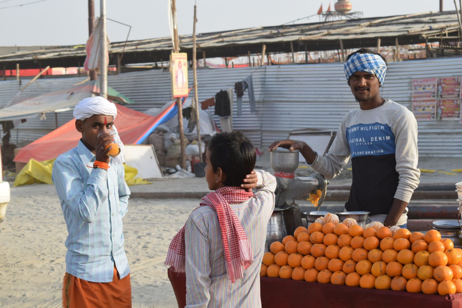 Nikon D3300 sample photo. Fruit, juice, vendor photography