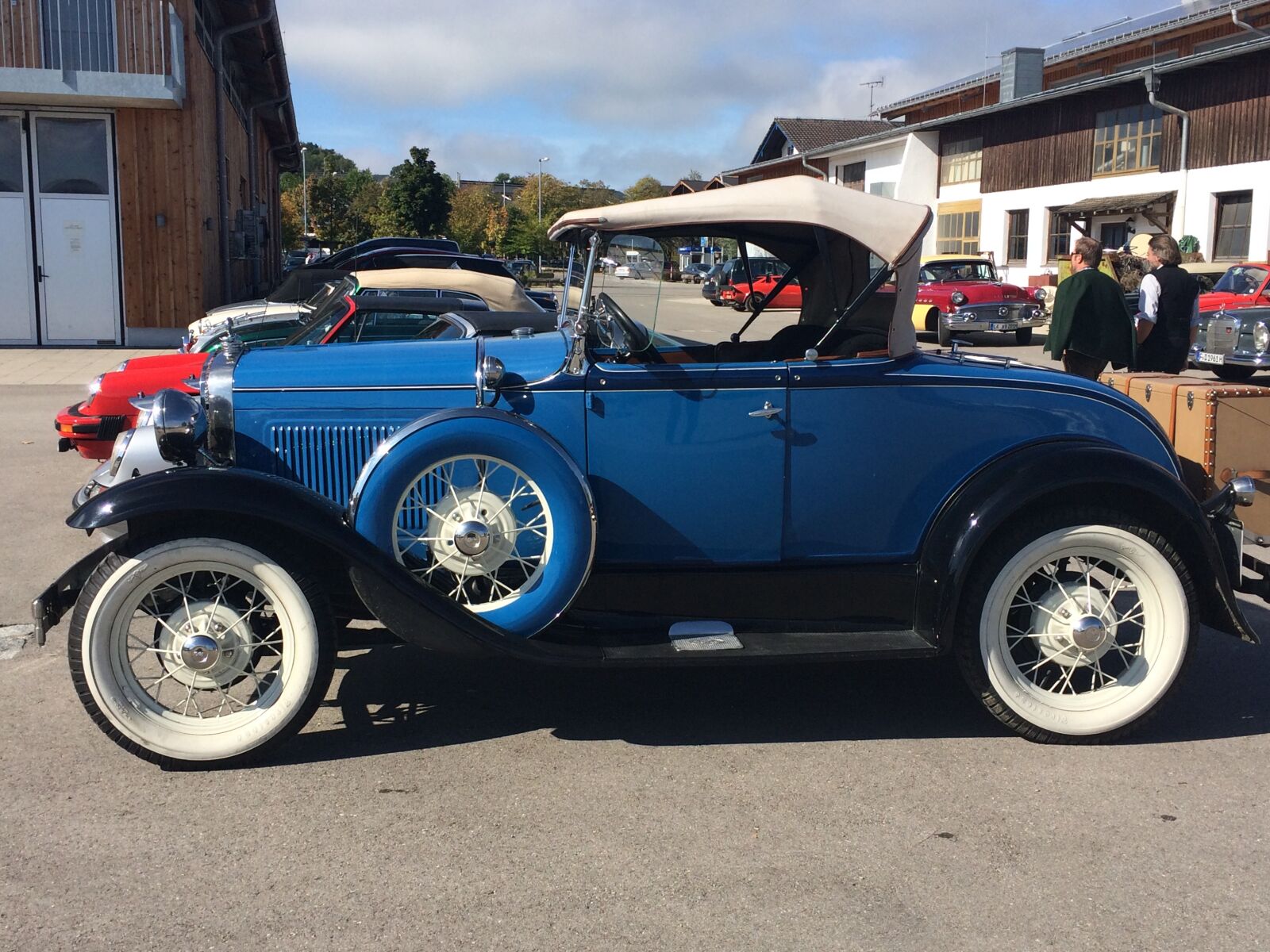 Apple iPhone 5s sample photo. Oldtimer, chiemsee, blue photography