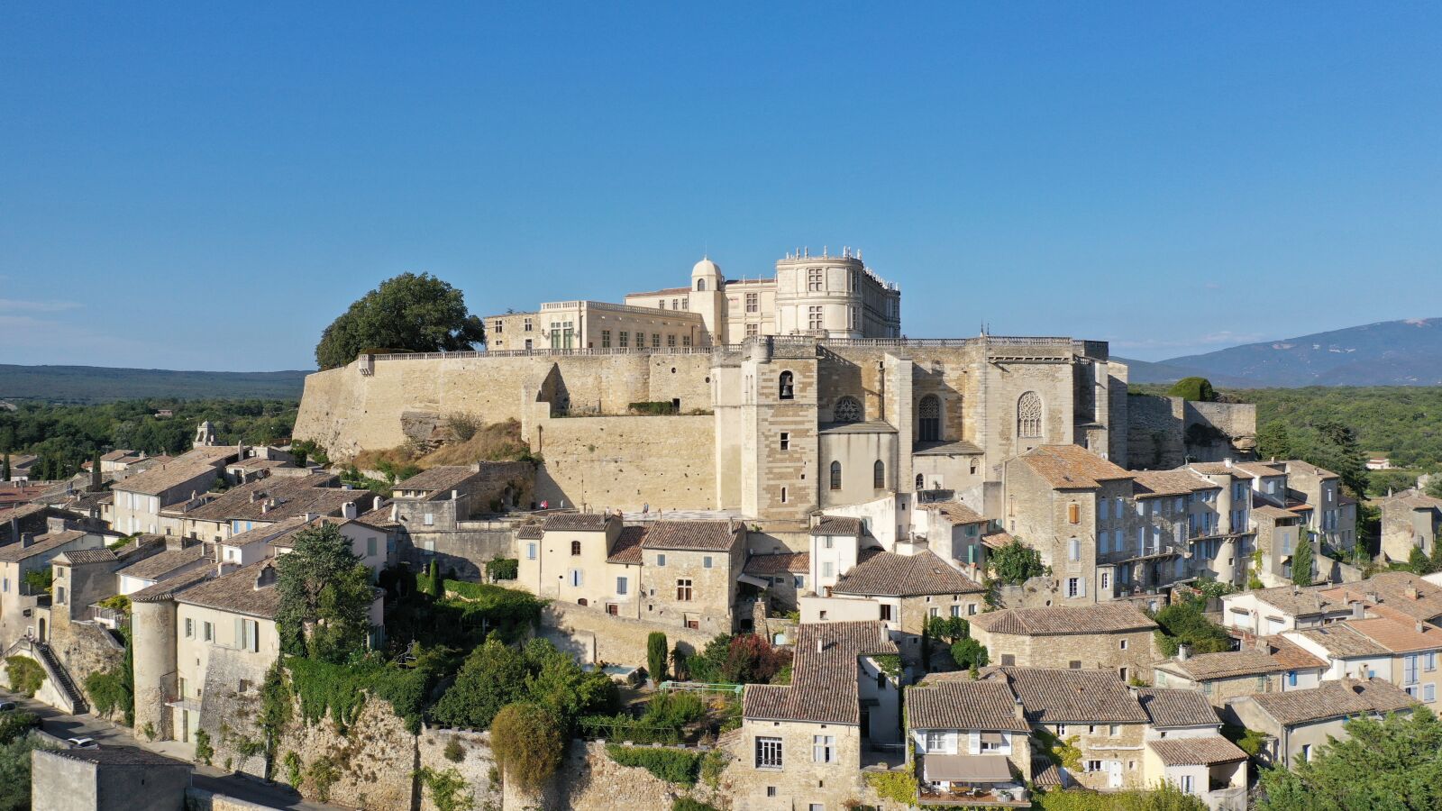 Hasselblad L1D-20c sample photo. Grignan, provence, france photography