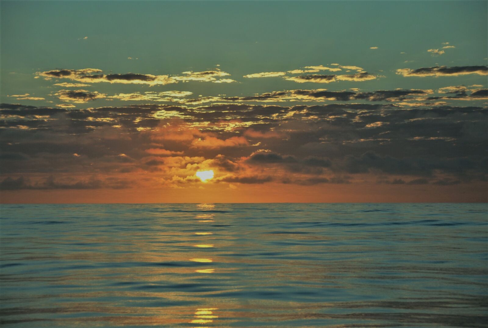 Nikon D80 sample photo. Sunset, clouds, ocean photography
