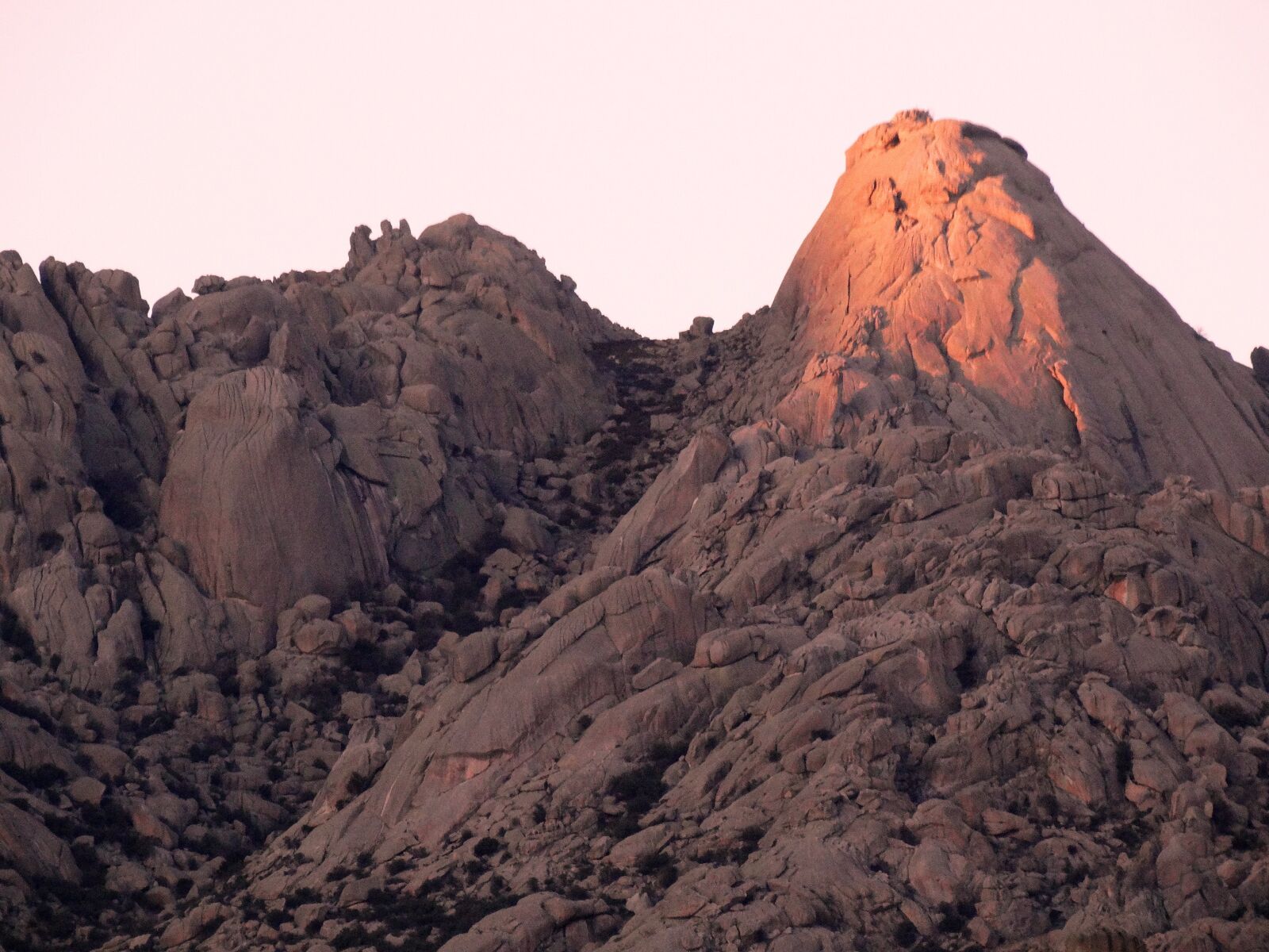 Sony Cyber-shot DSC-HX300 sample photo. Helmet, pedriza, sunset photography