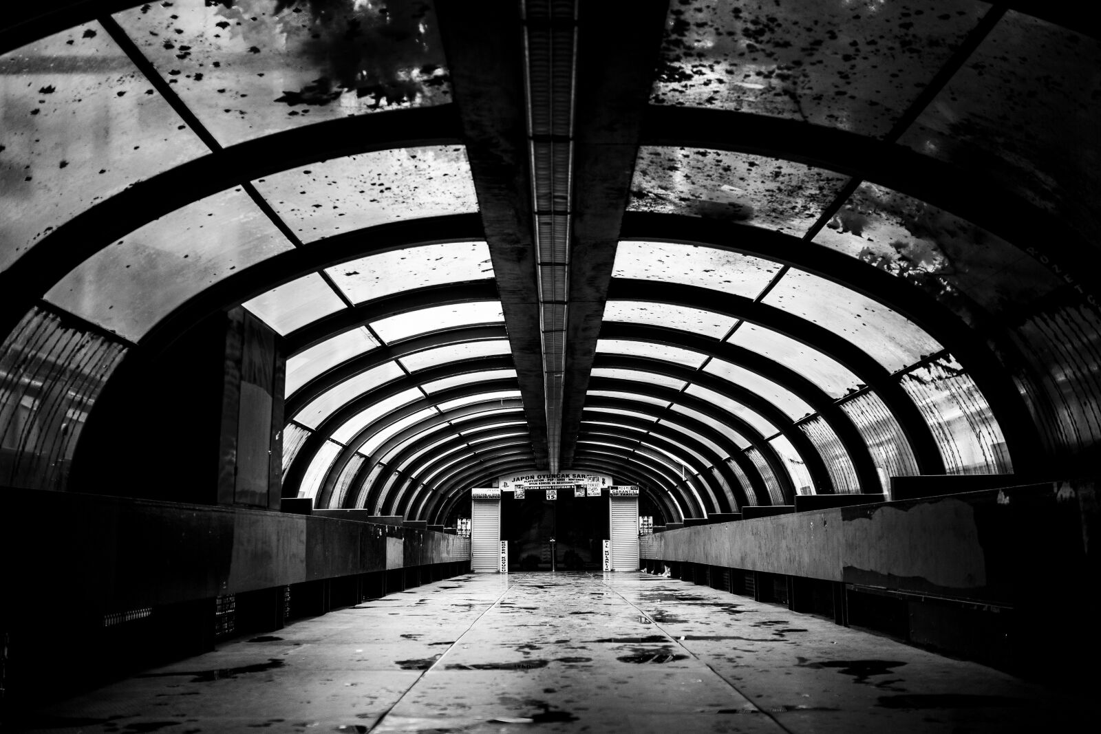 Canon EOS 5D Mark II sample photo. Bridge, deserted, black and photography