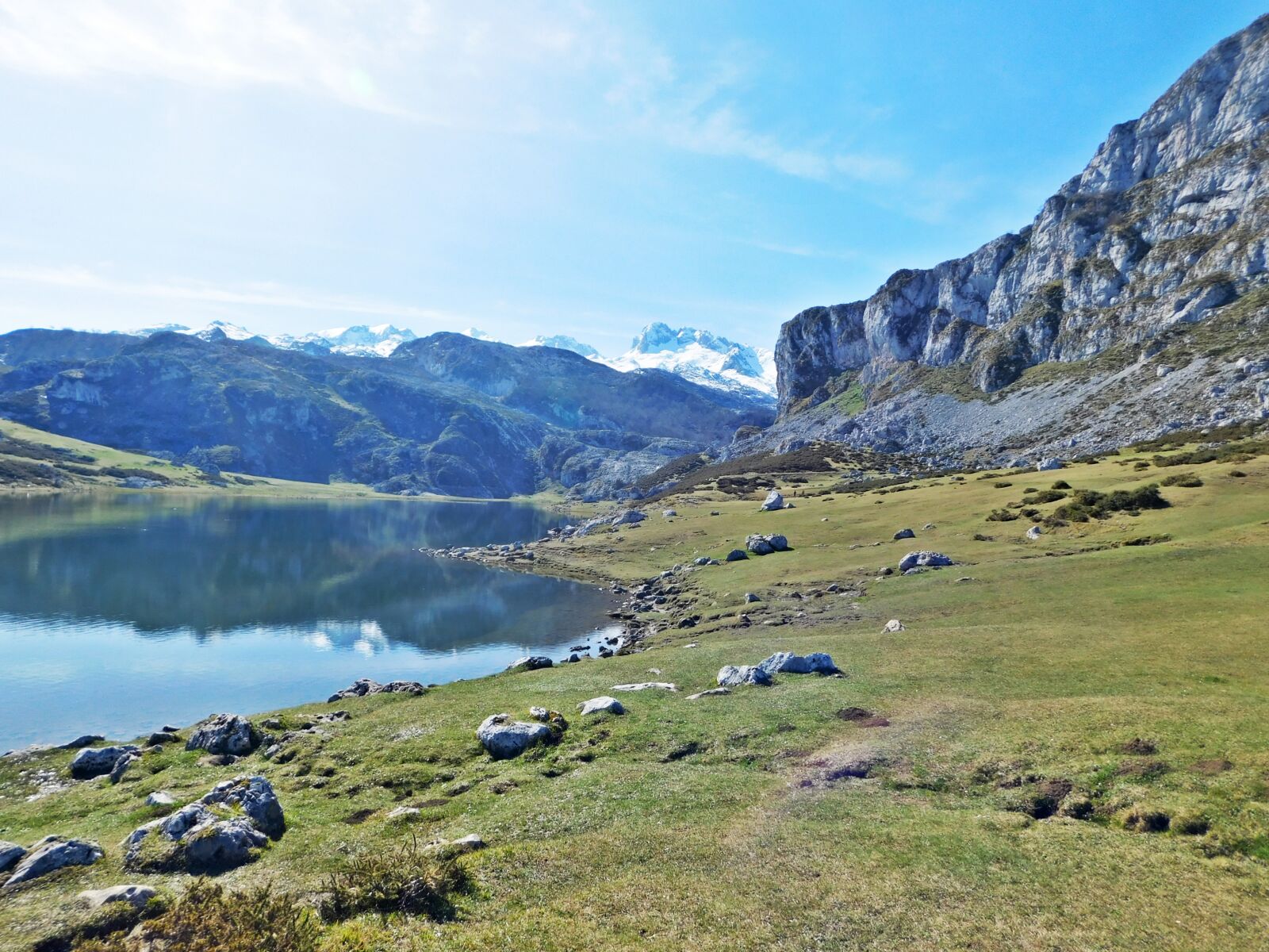 Nikon Coolpix L840 sample photo. Covadonga, lake, mon photography