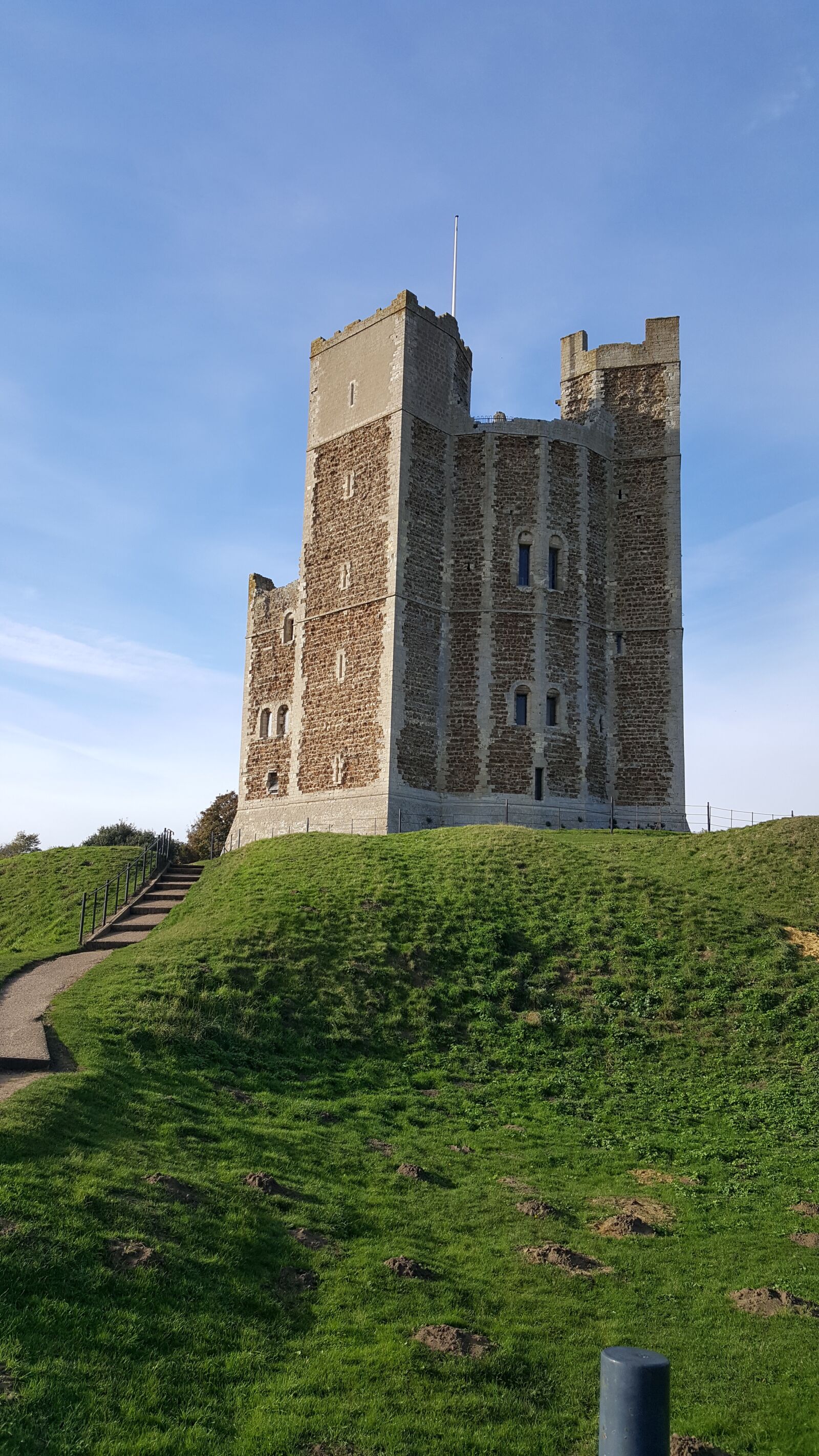 Samsung Galaxy S6 sample photo. Castle, clear, skies, england photography